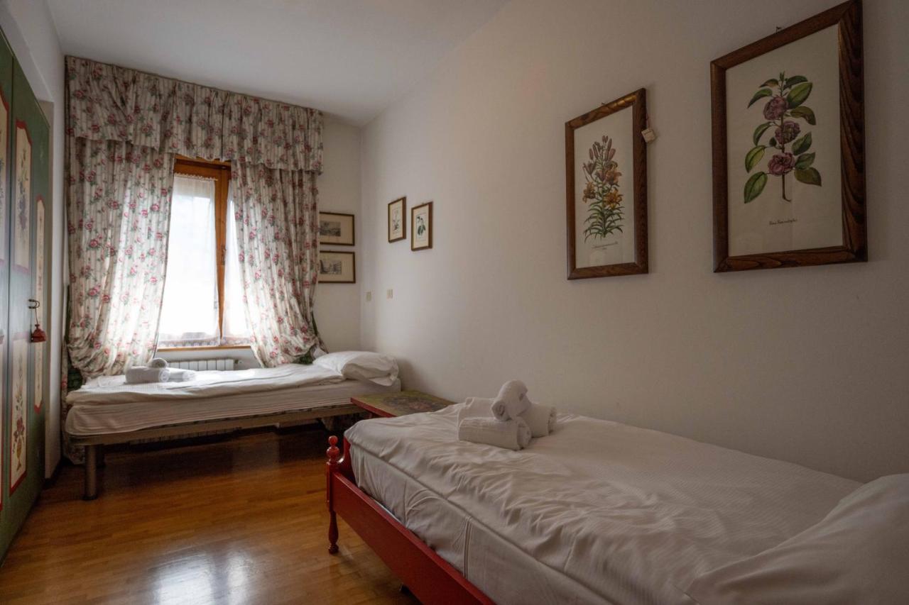 Casa Col Leilighet Cortina dʼAmpezzo Eksteriør bilde