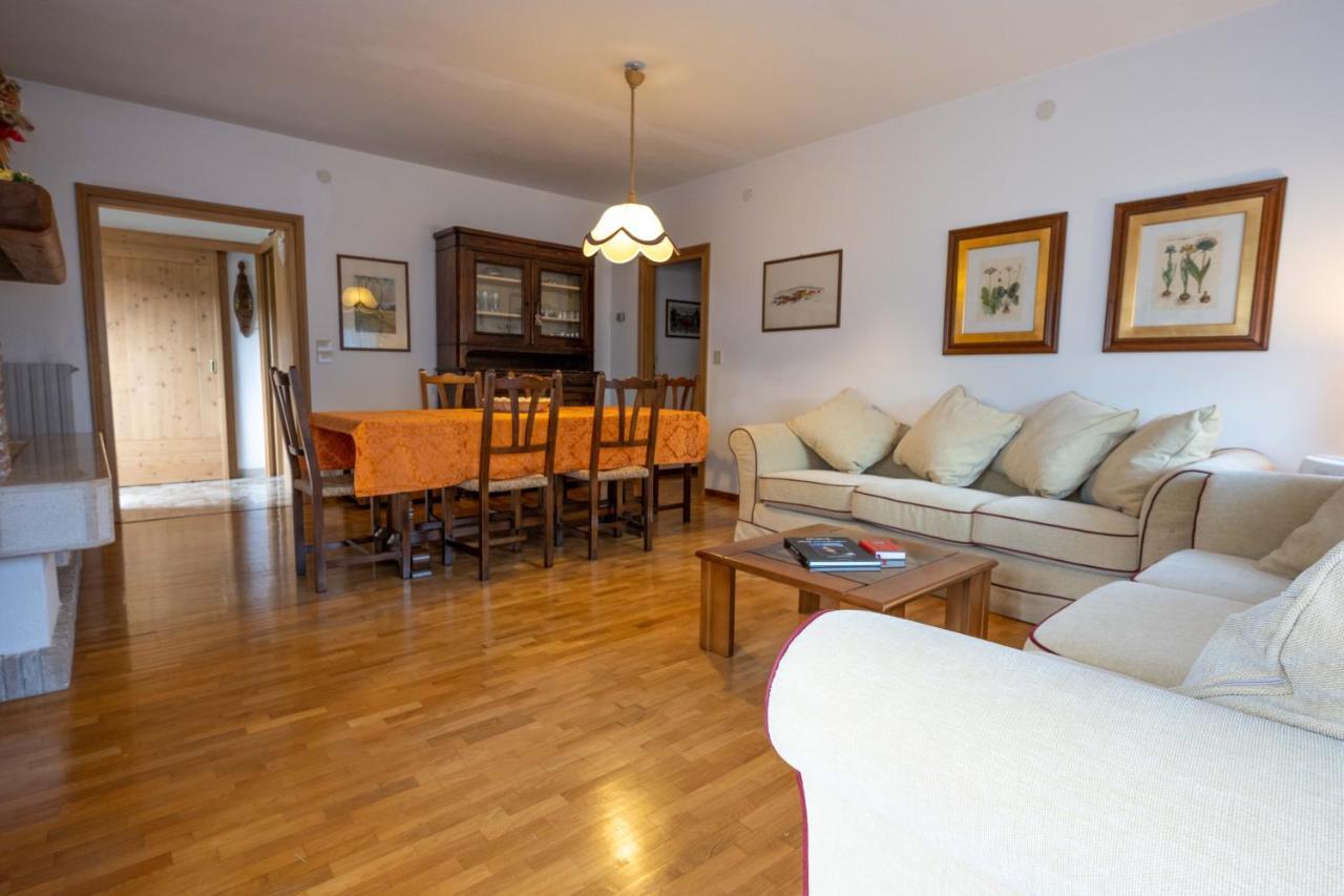 Casa Col Leilighet Cortina dʼAmpezzo Eksteriør bilde